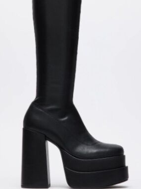Steve Madden Black Platform Boots